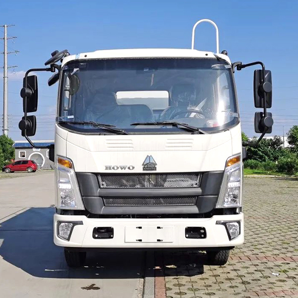 Sinotruck Super-Light Howo Dust Suppression Vehicle