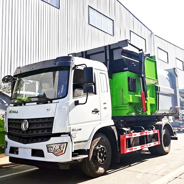 Dongfeng Special Bottom D3 Detachable Garbage Truck