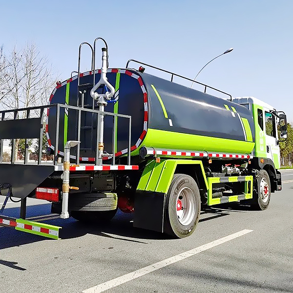 Dongfeng D9 (11 Cubic Meters) Multi-functional Dust Suppression Vehicle