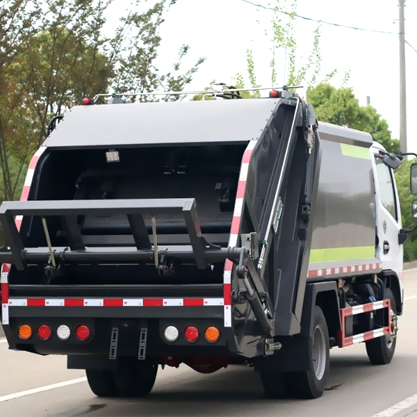 Dongfeng Duolika D6 Compression Garbage Truck