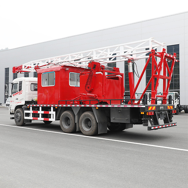 Dongfeng D3V Oilfield Truck