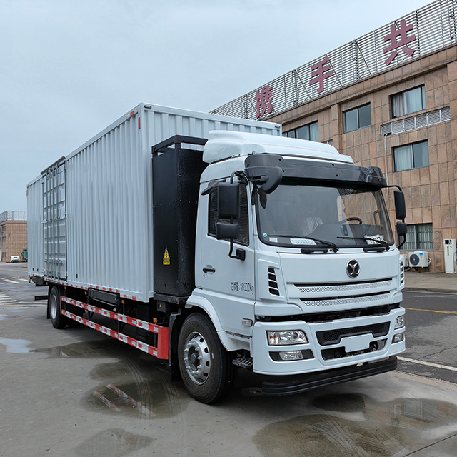 Dongfeng 4x2 Pure Electric 9.6-Meter Medium-Duty Truck