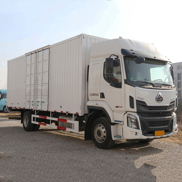 Dongfeng Liuzhou Auto 245hp 4X2 Logistics Truck