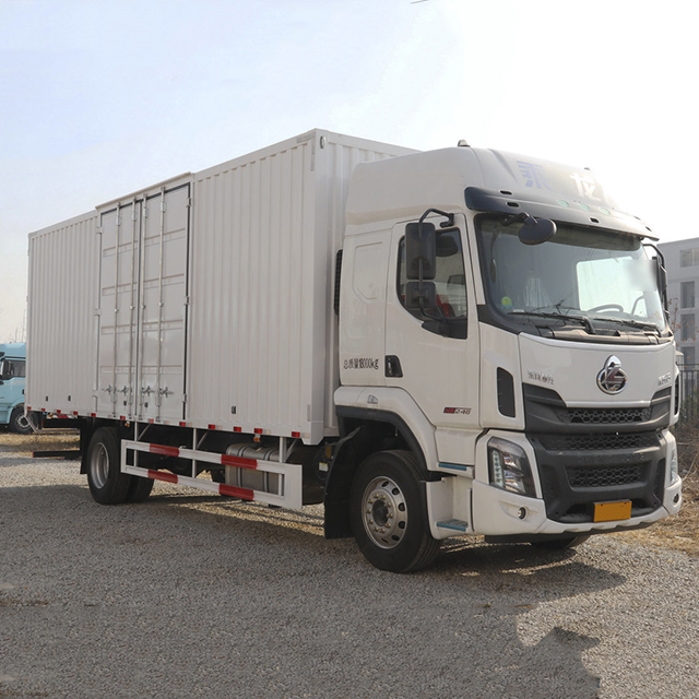 Dongfeng Liuzhou Auto 245hp 4X2 Logistics Truck