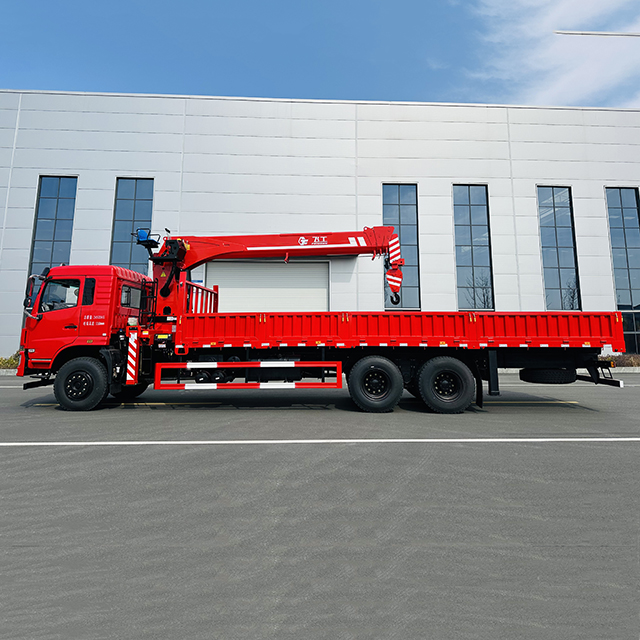 Xinfeigong SQS200-4 Sany Truck-Mounted Crane with Tri-ring Haolong 6X4 Chassis
