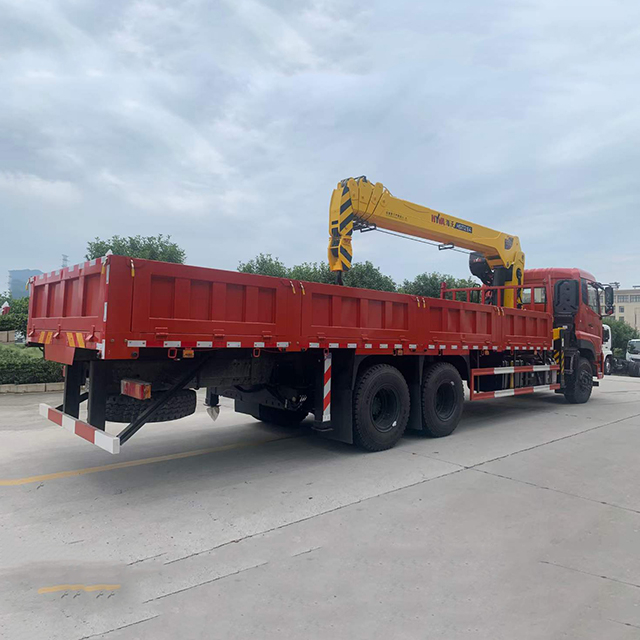 HYVA HST14 E4 Telescopic Crane with Dongfeng 6X4 Chassis