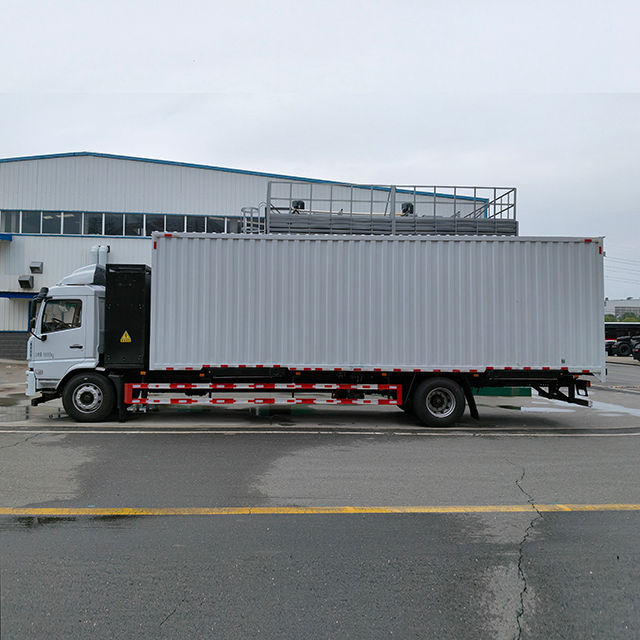 Dongfeng 4x2 Pure Electric 9.6-Meter Medium-Duty Truck