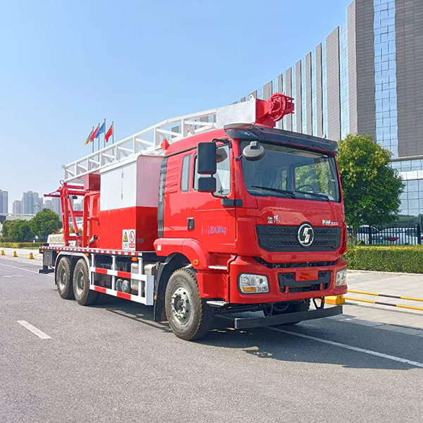 Shacman Delong New M3000 6X4 Oil Production Vehicle