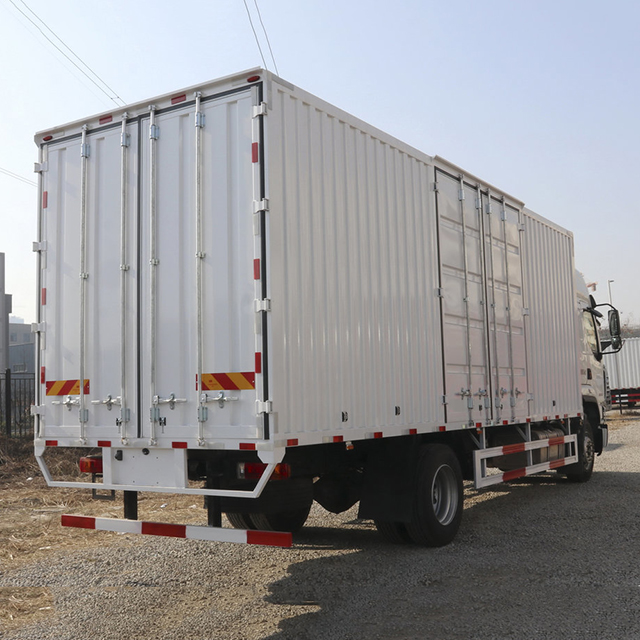 Dongfeng Liuzhou Auto 245hp 4X2 Logistics Truck