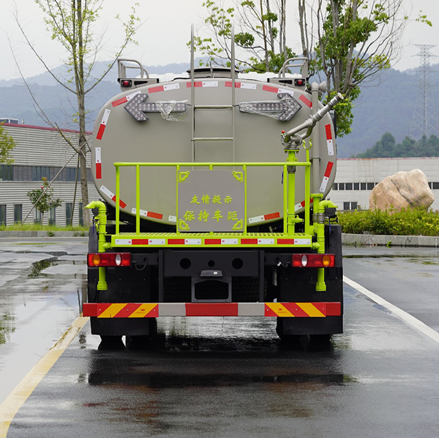 Dongfeng DFCV 8-10Ton 4X2 Greening Water Truck