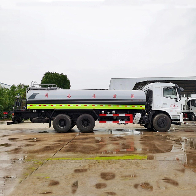 Dongfeng Special chassis 20-22Ton 6X4 Acetone Spraying Truck