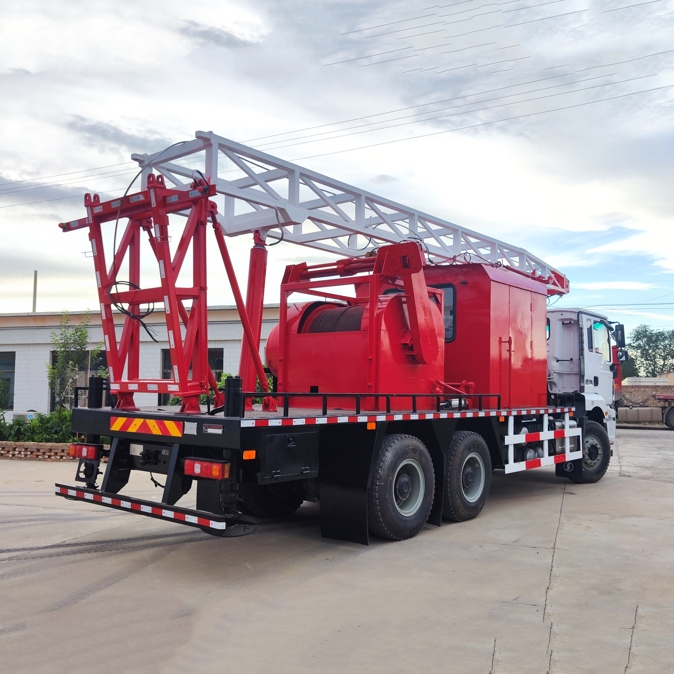 Shacman M3000 6X4 Oilfield Specialized Oil Extraction Truck