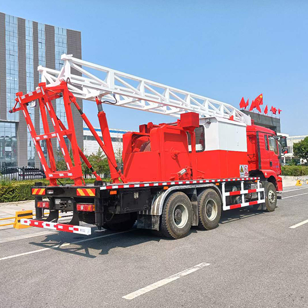 Shacman Delong New M3000 6X4 Oil Production Vehicle