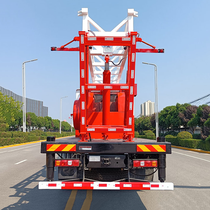 Shacman 6X4 Oilfield Specialized Oil Extraction Truck