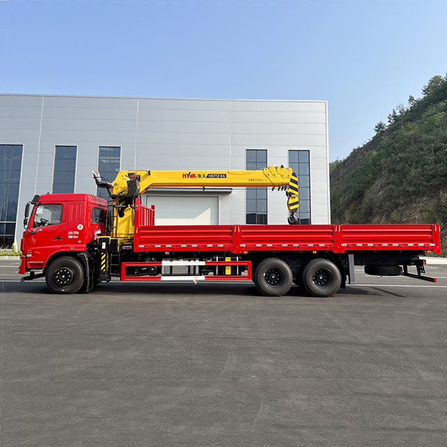 HYVA HST12 E4 Telescopic Crane with Dongfeng 6X4 Chassis