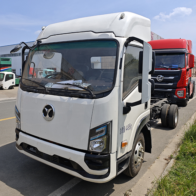 Dongfeng 4x2 Pure Electric Light-Duty Cargo Chassis Truck