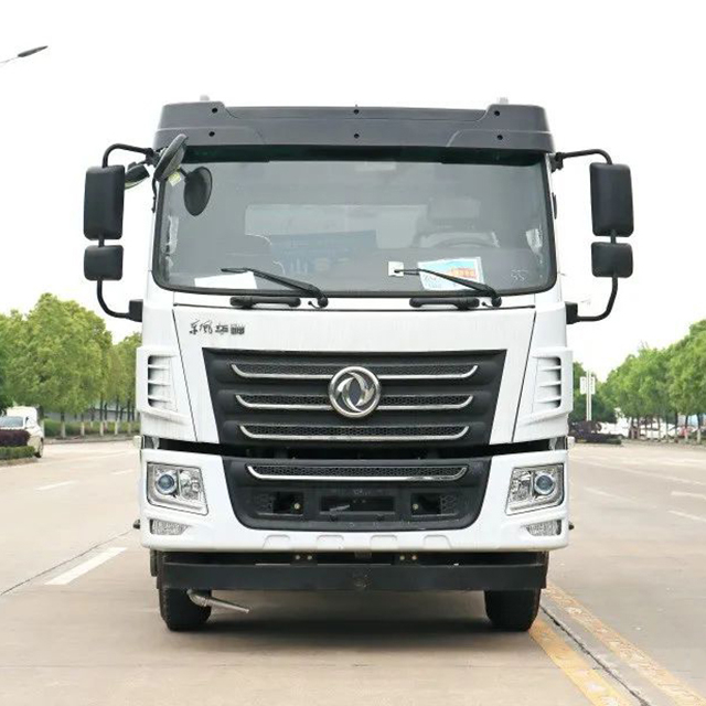 Dongfeng Huashen CS5 7-10T 4X2 Greening Sprinkler Truck