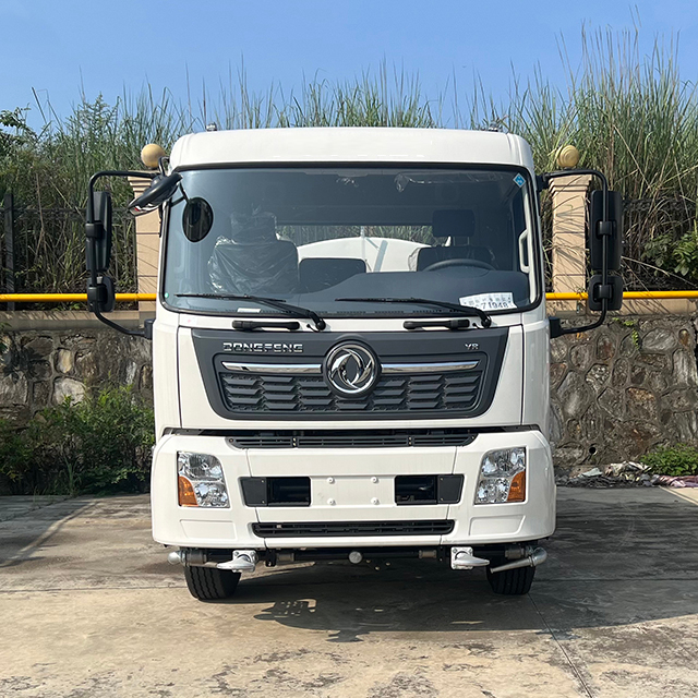 Dongfeng VR 9-10Ton 4X2 Water Truck 