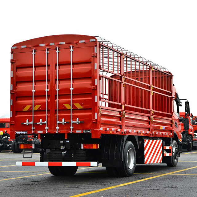 Dongfeng Xinjiang Tianjin KR Gas 220 HP 4X2 Logistics Truck 