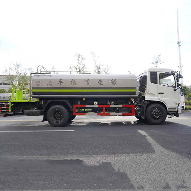 Dongfeng Tianjin VR chassis 15Ton 4X2 Water Spray Truck