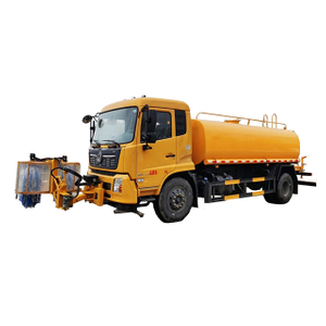Dongfeng Tianjin chassis 13-15Ton 4X2 Water Truck With Guardrail Cleaning