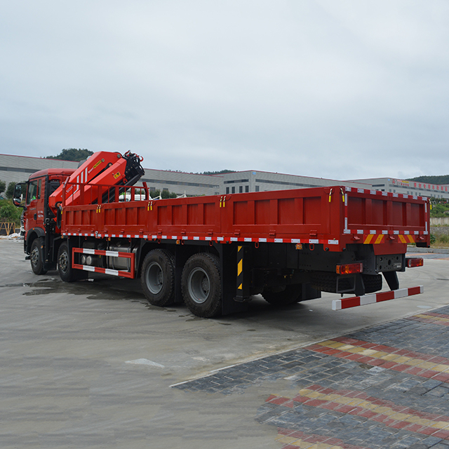 Sany Palfinger Knuckleboom Crane SPK50002 Sany Truck-Mounted Crane with Howo 8X4 Chassis