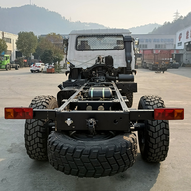 Dongfeng 4X4 Off-road Awd Chassis