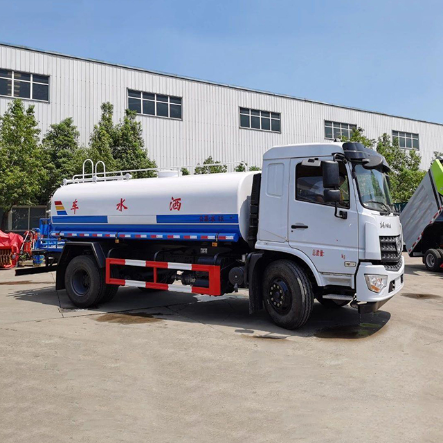Dongfeng D3 chassis 12-13Ton 4X2 Water Truck 