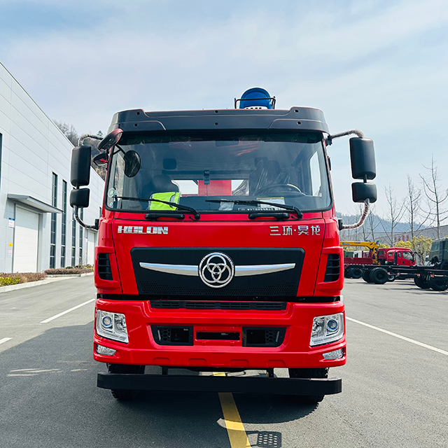 Xinfeigong SQS200-4 Sany Truck-Mounted Crane with Tri-ring Haolong 6X4 Chassis
