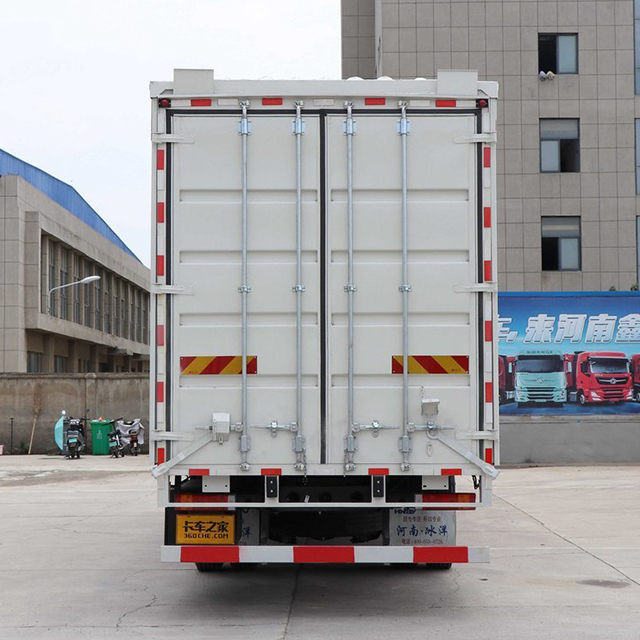 Dongfeng DFCV Tianjing KR 260hp 4X2 9.8metres cargo truck