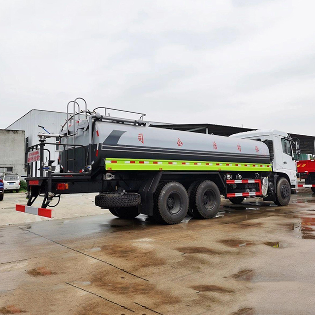 Dongfeng Special chassis 20-22Ton 6X4 Acetone Spraying Truck