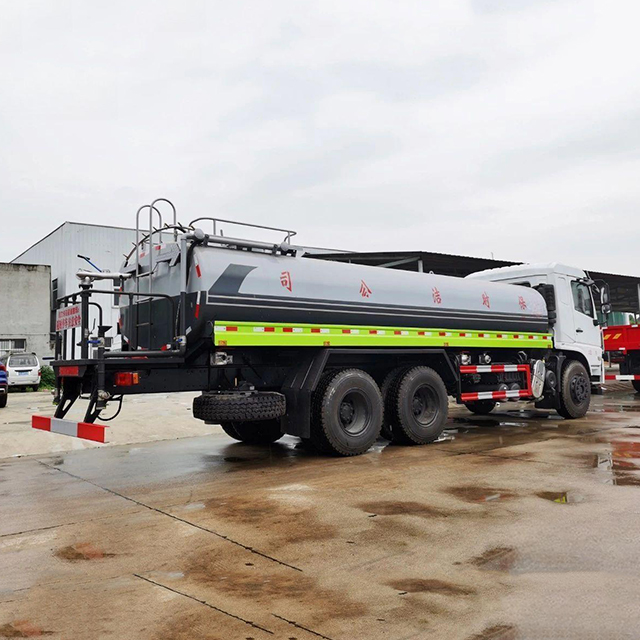 Dongfeng Special chassis 20-22Ton 6X4 Acetone Spraying Truck
